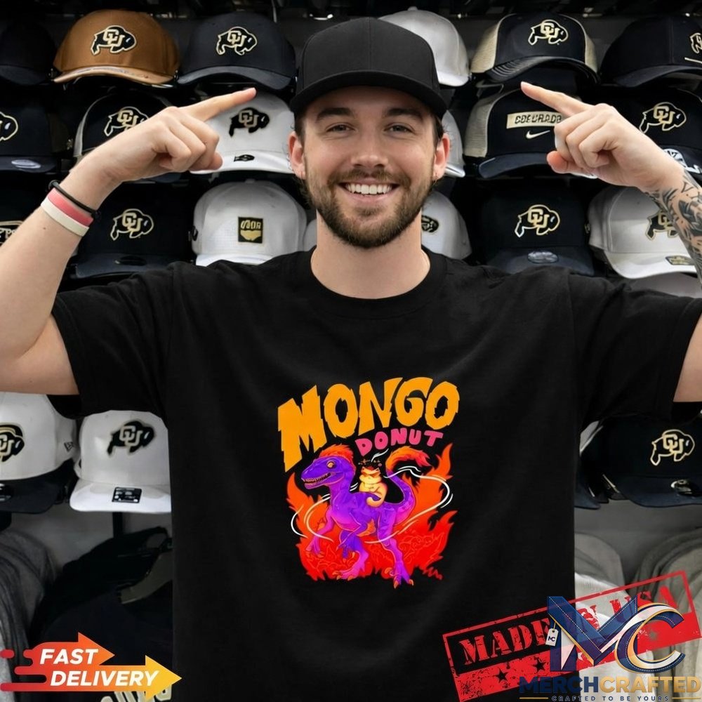 Mongo and Donut Dungeon Crawler Carl T-Shirt