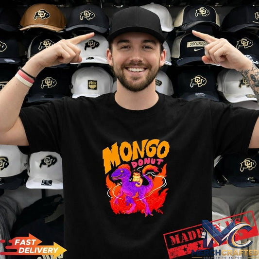 Mongo and Donut Dungeon Crawler Carl T-Shirt